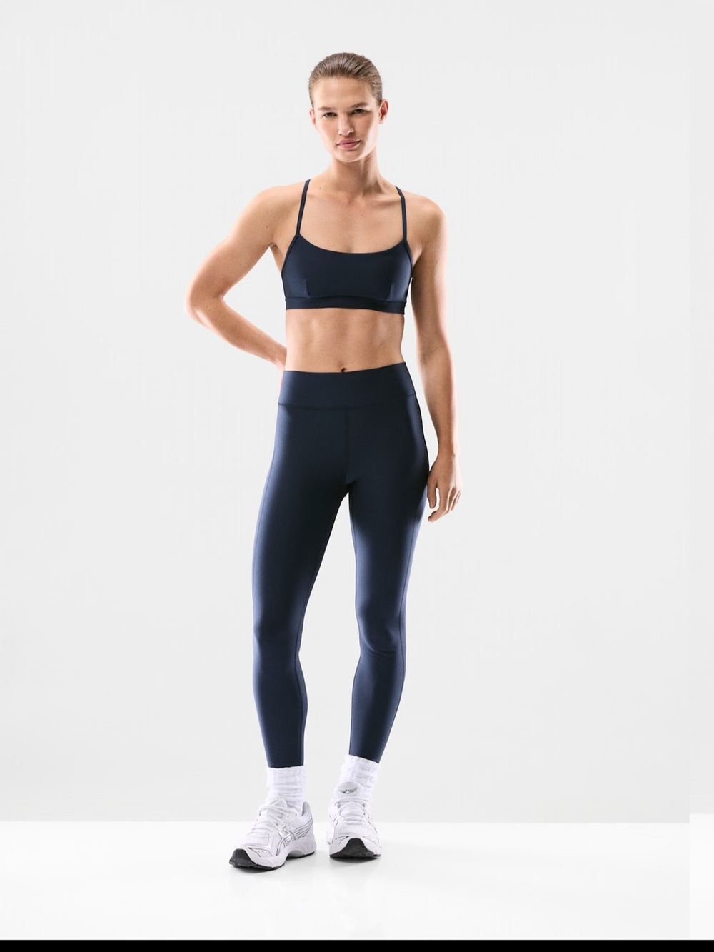 NWT Aritzia Glotone™ Emphasis Hi-Rise 26" Legging in Blue Navy